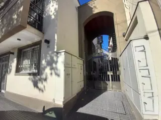 VENTA DEPARTAMENTO 2 DOMITORIOS PB GODOY CRUZ foto 2