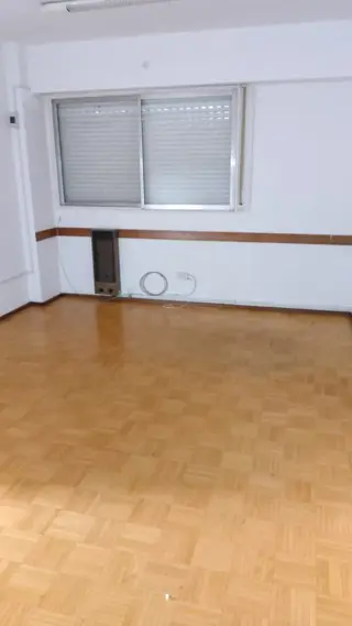 DEPARTAMENTO EN EXCELENTE ESTADO DE DOS AMBIENTES EN QUILMES foto 5
