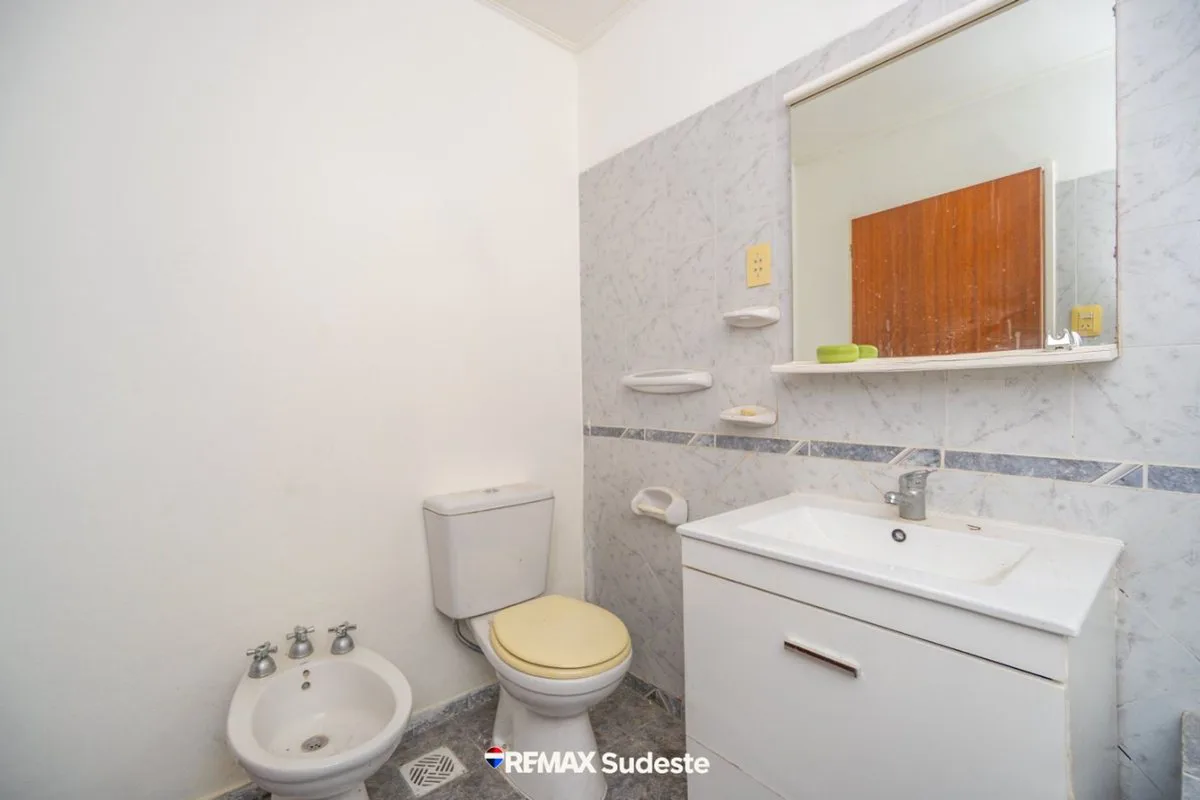 PH de 3 dormitorios en venta  a pasos de Av. Alem foto 3