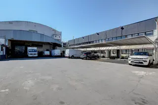 Av Mitre 3300 foto 5