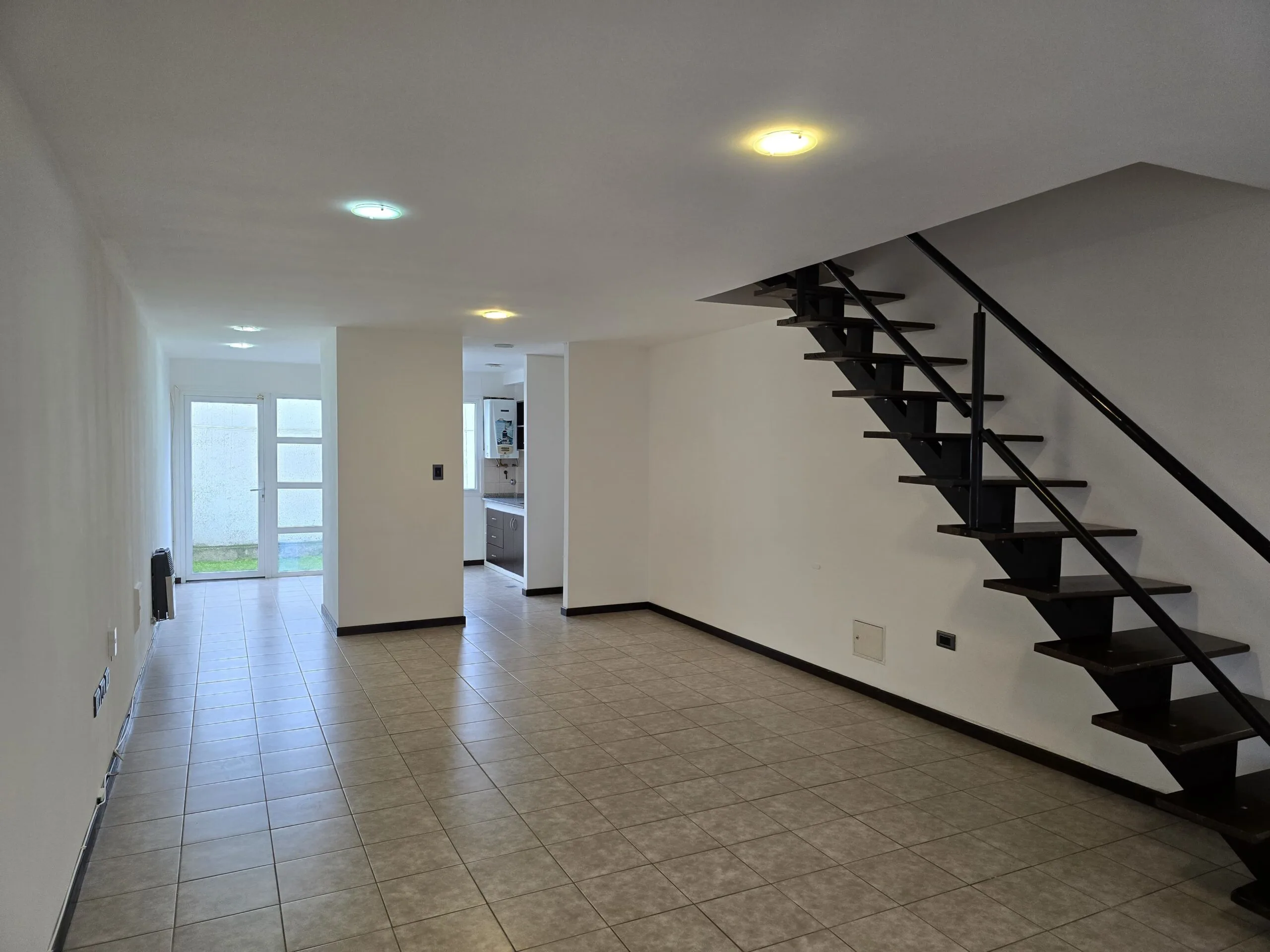 ALQUILER – DÚPLEX – BUENAVISTA foto 2
