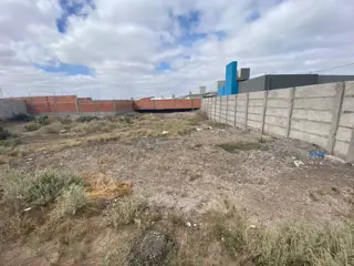 SE VENDE LOTE EN ZONA “Bº JARDÍN 2” VIEDMA foto 3