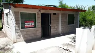 N° REF 1267-CASA EN ALQUILER EN COSQUÍN A 1000MTS APROX. DE LA RUTA 38 Y DEL RIO COSQUÍN. foto 1