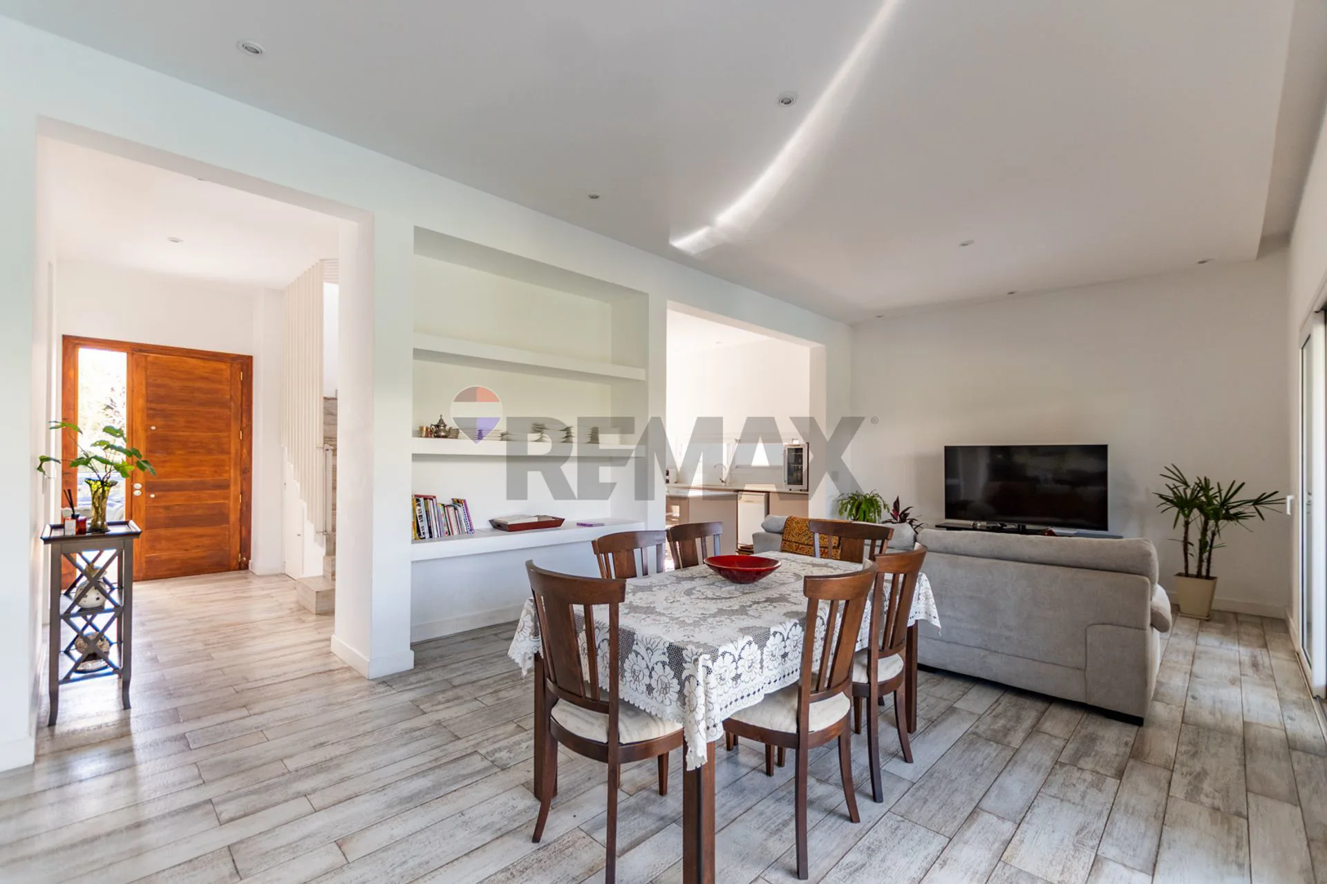 Casa en Venta Lote Interno Barrio Los Alisos foto 2