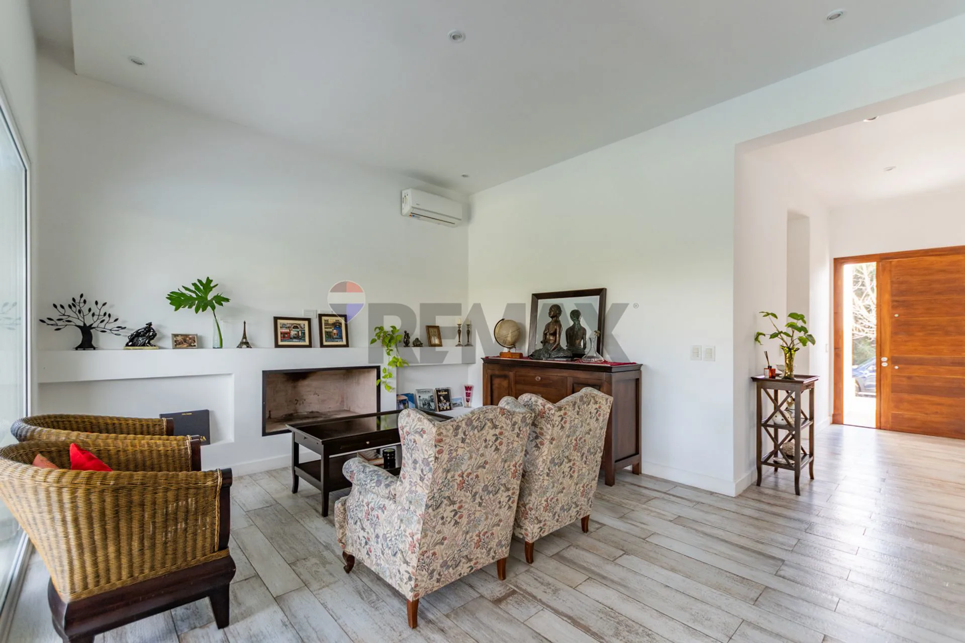 Casa en Venta Lote Interno Barrio Los Alisos foto 4