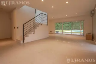 Casa con 3 dormitorios en venta  en Los Sauces - Nordelta foto 5