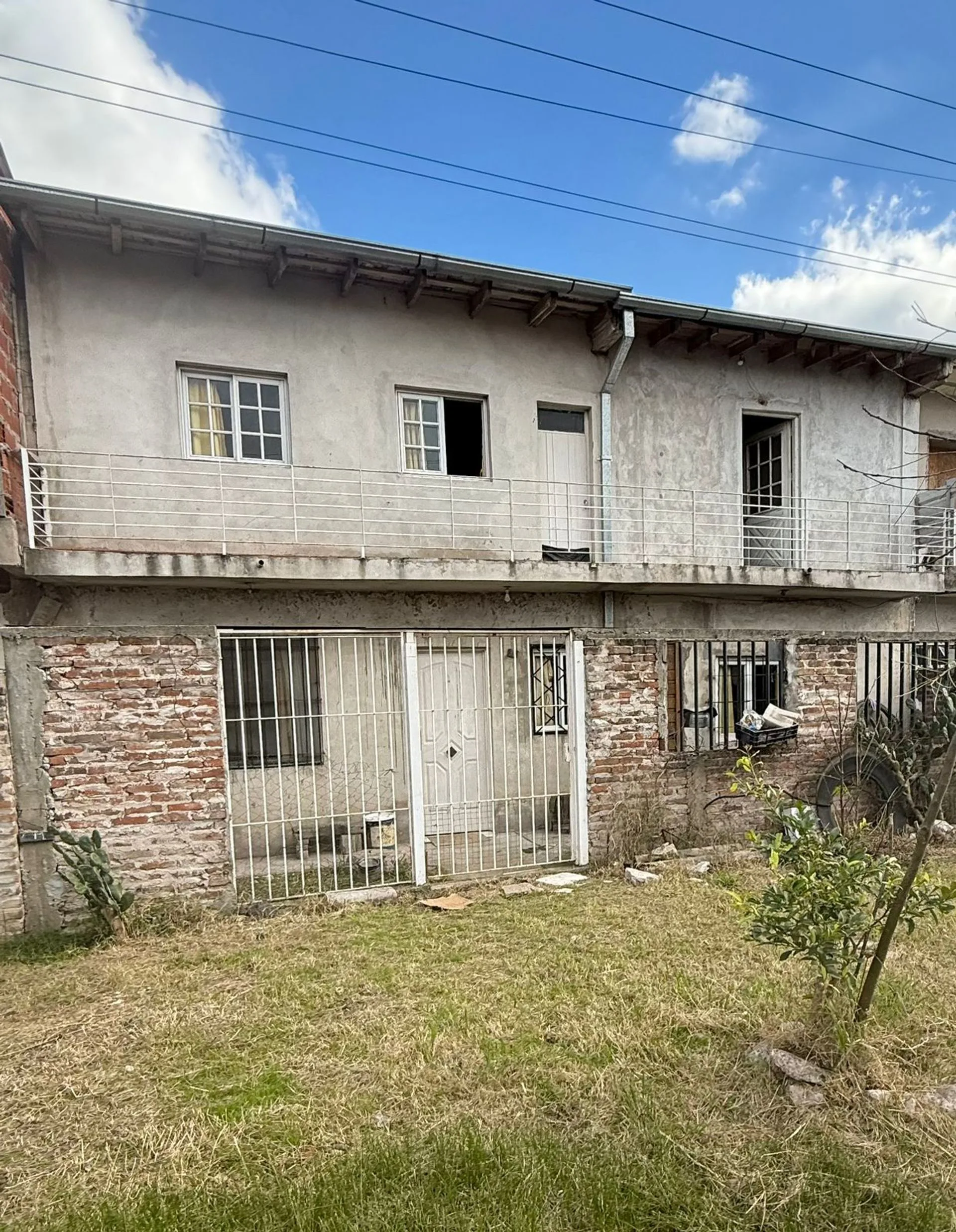 CASA EN VENTA 4 AMBIENTES GENERAL RODRIGUEZ 10X30 foto 2