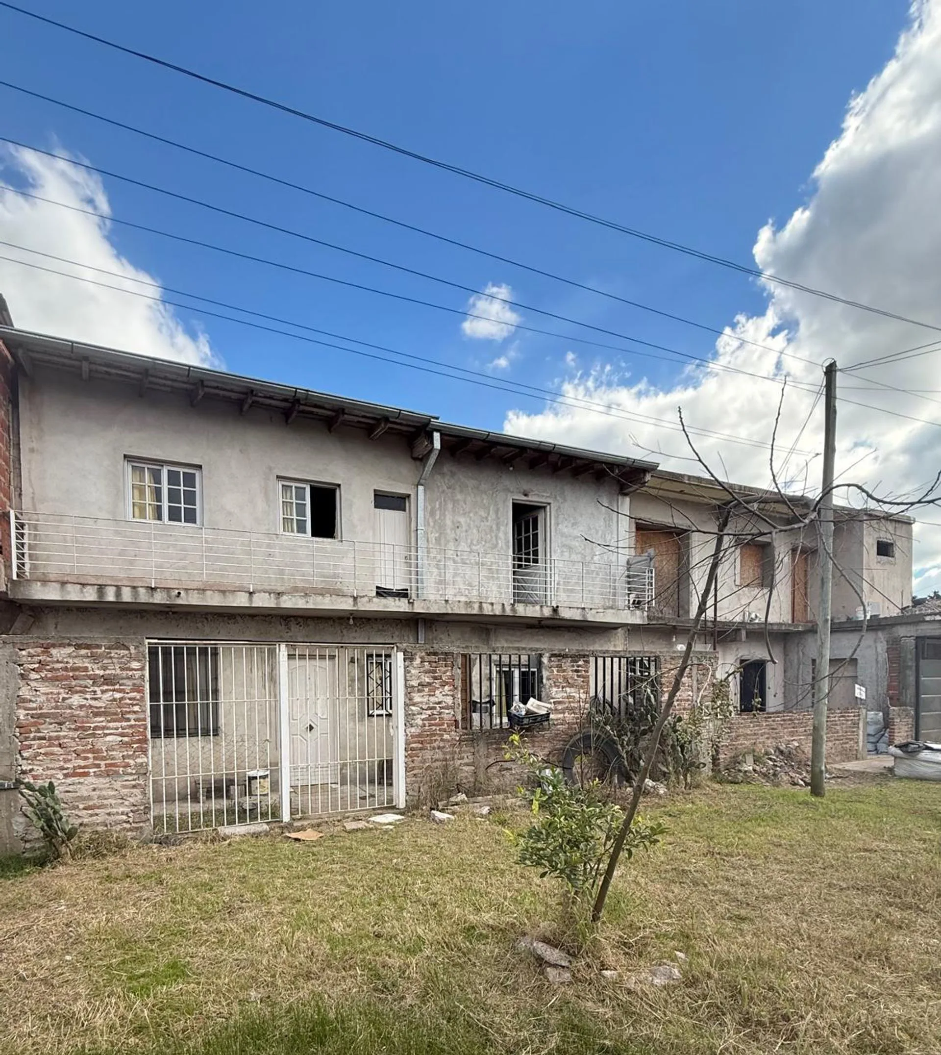 CASA EN VENTA 4 AMBIENTES GENERAL RODRIGUEZ 10X30 foto 4