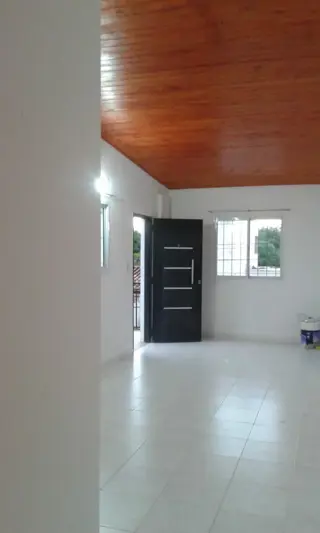Alquilo departamento zona walmart/shoping--Corrientes $4500 foto 3