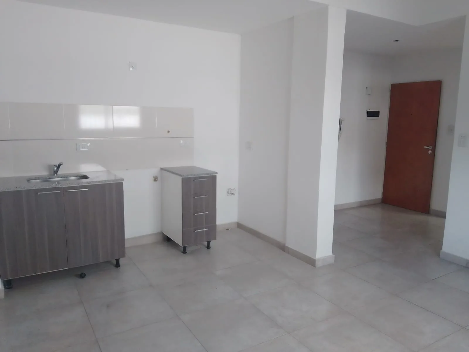 Alquiler Departamento 1, 2 y 3 ambientes en San Justo foto 4