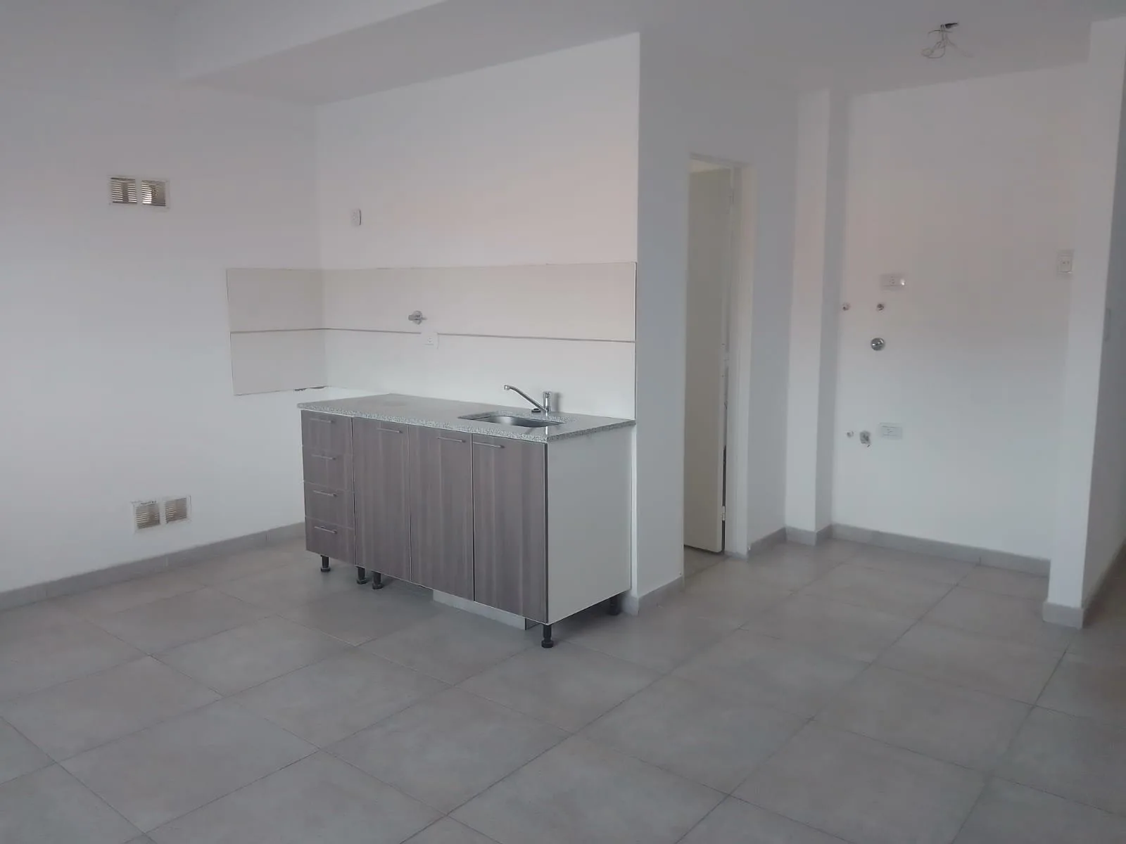 Alquiler Departamento 1, 2 y 3 ambientes en San Justo foto 5