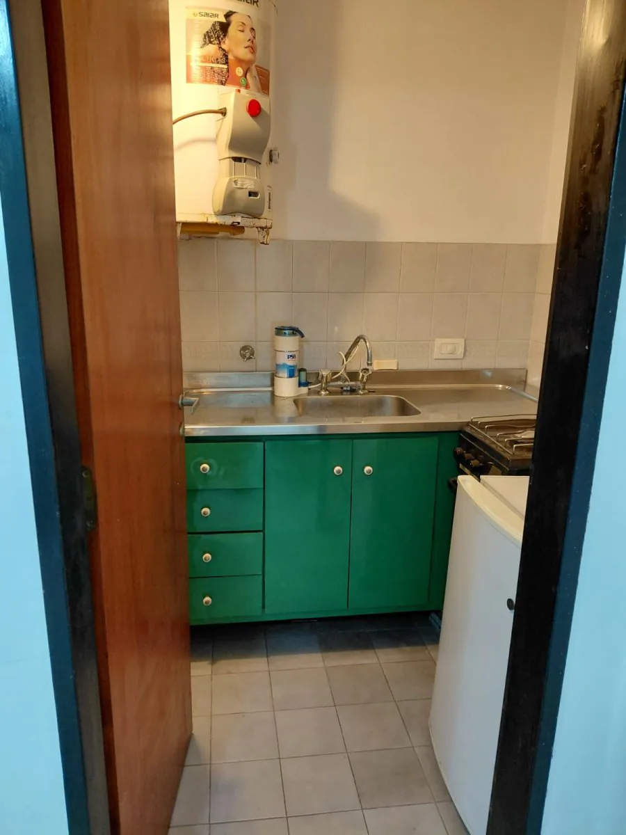 Departamento 3 Ambientes con Cochera Lomas de Zamora Apto profesional foto 5
