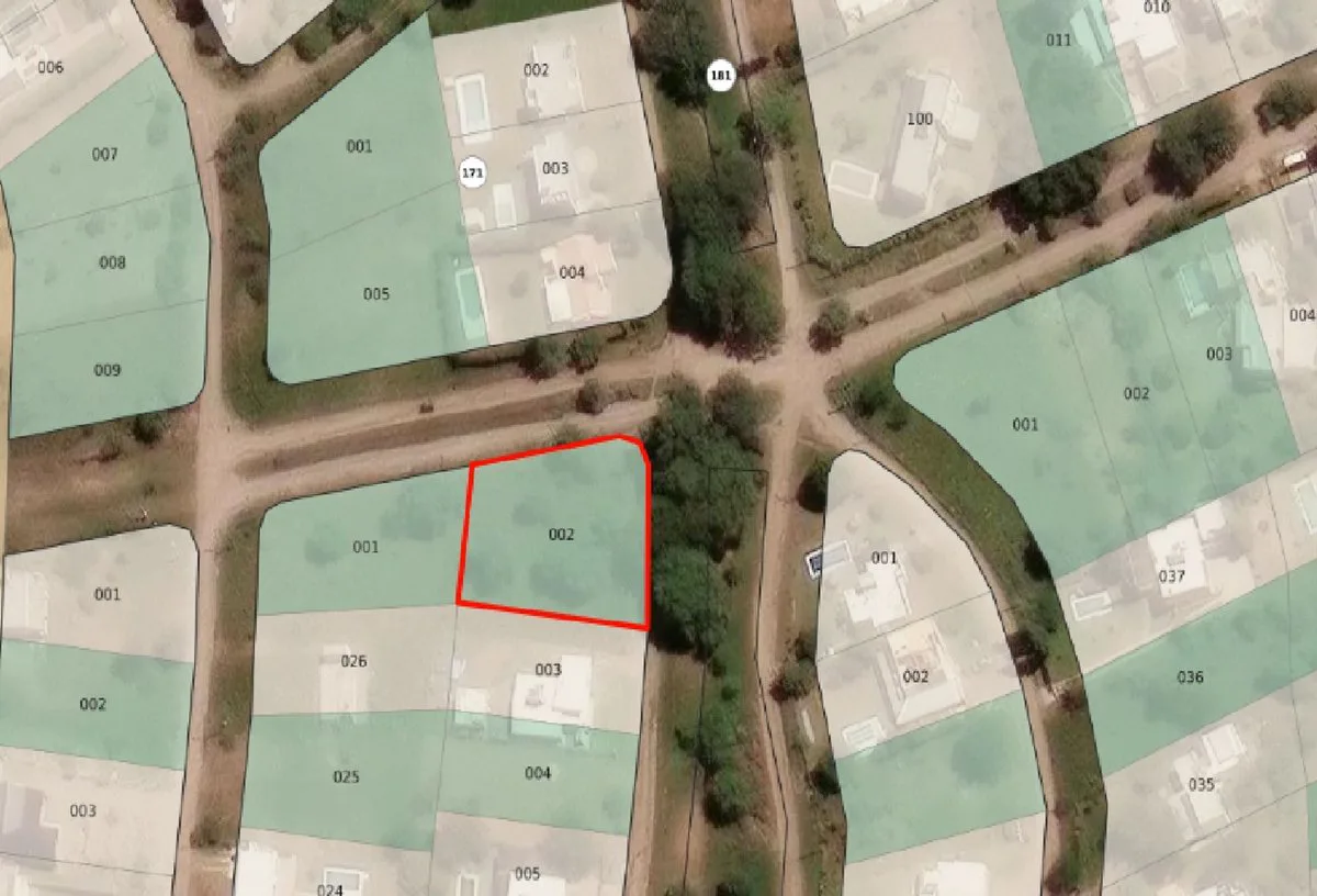 Lote esq 1090m2 Maju Sumaj barrio con seguridad foto 2