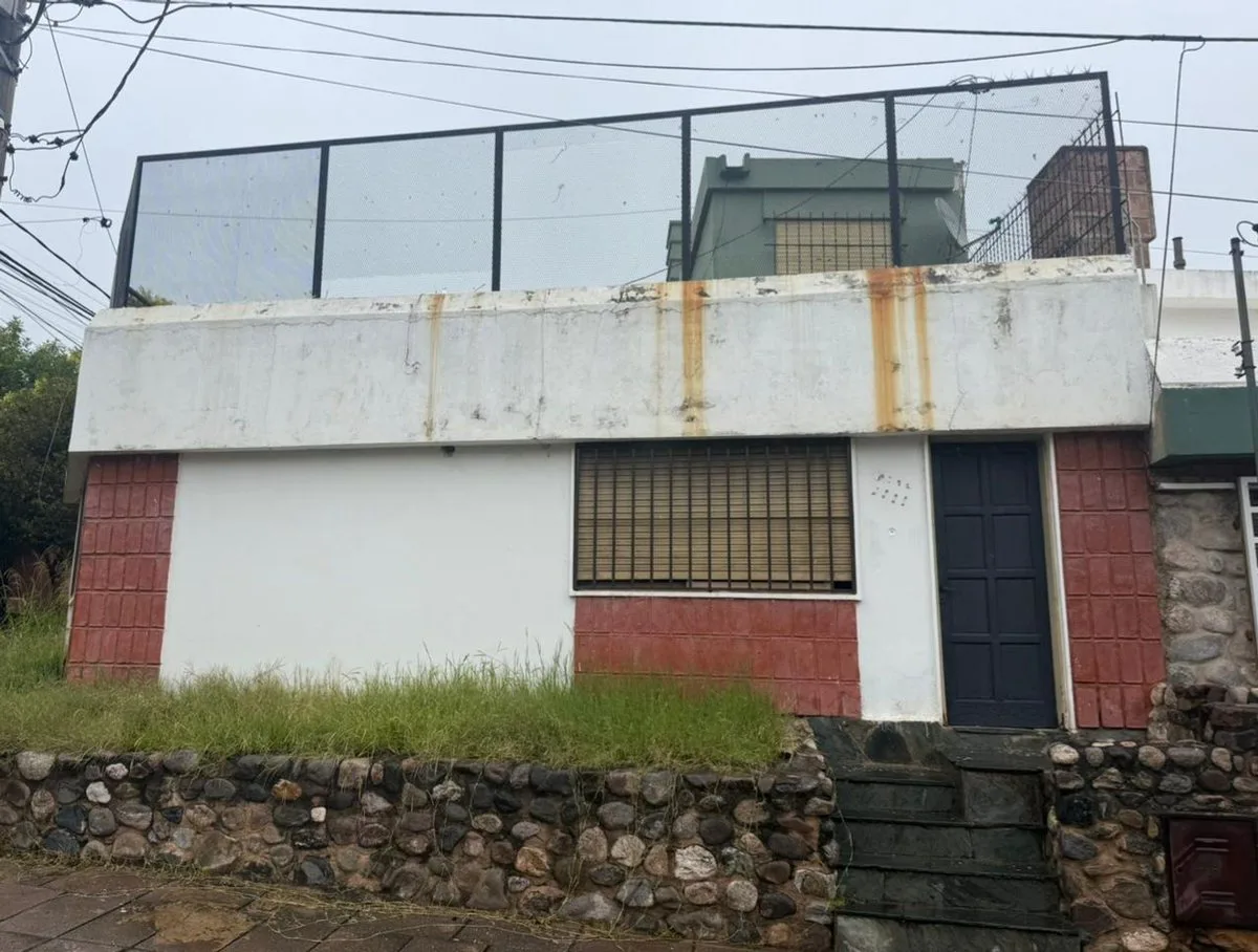 CASA 2 DORM A REFACCIONAR EN MAIPU SECCION 2 foto 2