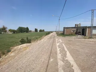 SE VENDE LOTE EN ESQUINA ZONA Bº JARDÍN 2 VIEDMA foto 3