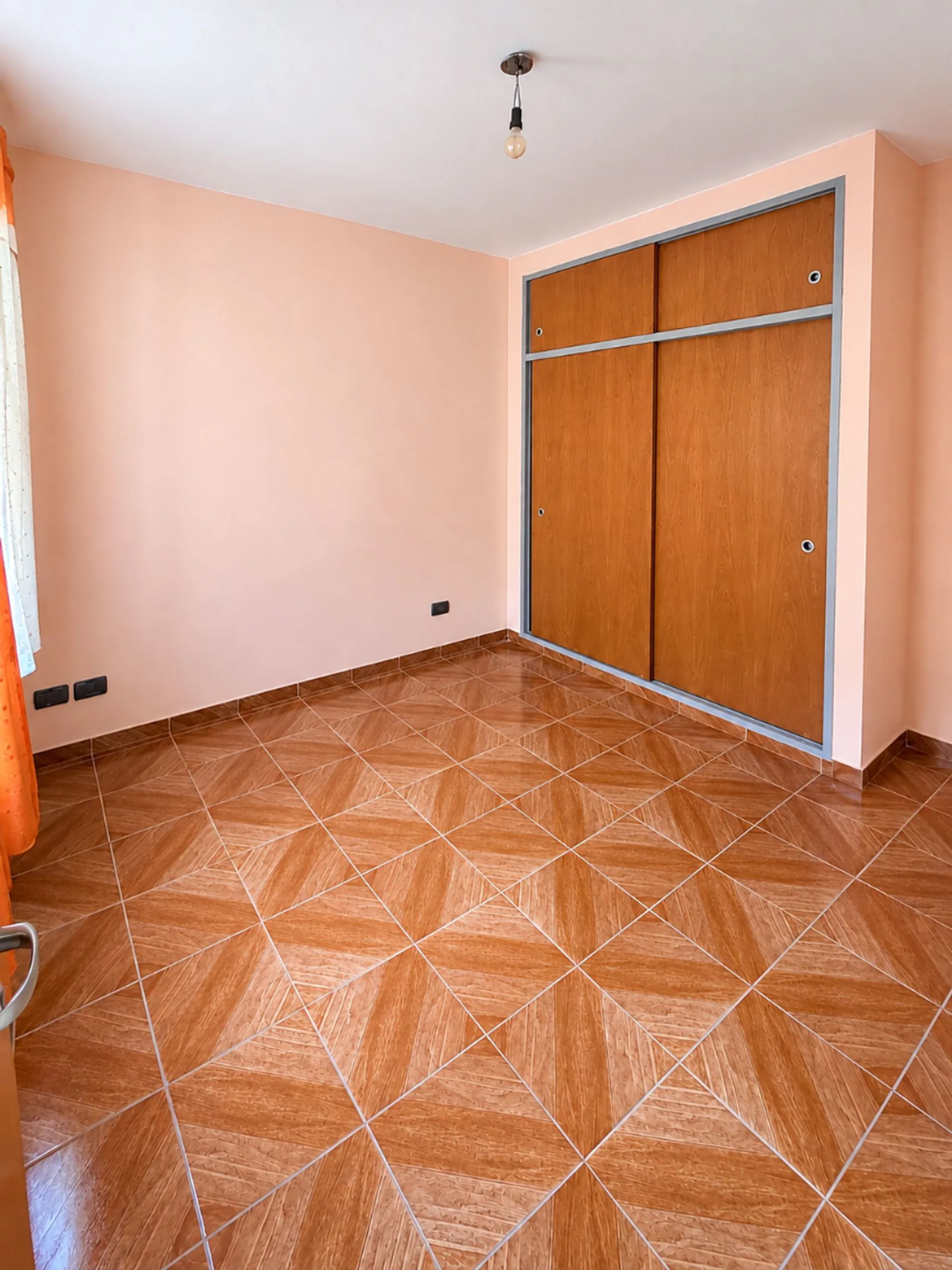 DEPARTAMENTO EN ALQUILER LOMAS DEL MIRADOR 2 AMB. foto 4
