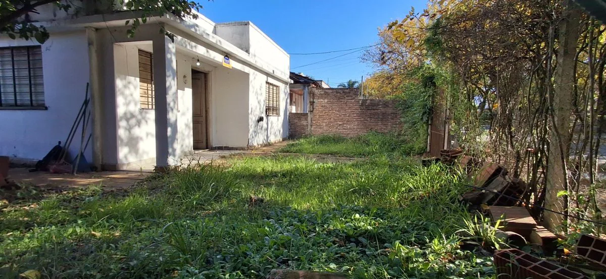 CASA EN VENTA JOSE C PAZ B° ALTUBE, DEPTO EN FONDO foto 4