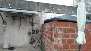 LOTE DE 8.66 X 17, FRENTE 2 LOCALES, 1 ADAPTADO PARA VIVIENDA CON PATIO Y ESPACIO AEREO PARA CONSTRUIR foto 2