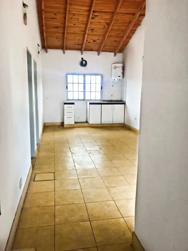 EXCELENTES DEPARTAMENTOS DE 1 Y 2 AMBIENTES A EXTRENAR EN PRIMER PISO