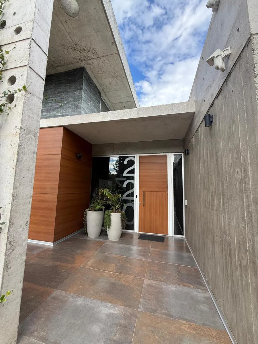 Casa en venta de 4 dormitorios   piscina en Kentucky Barrio Cerrado - Funes, Santa Fe foto 4