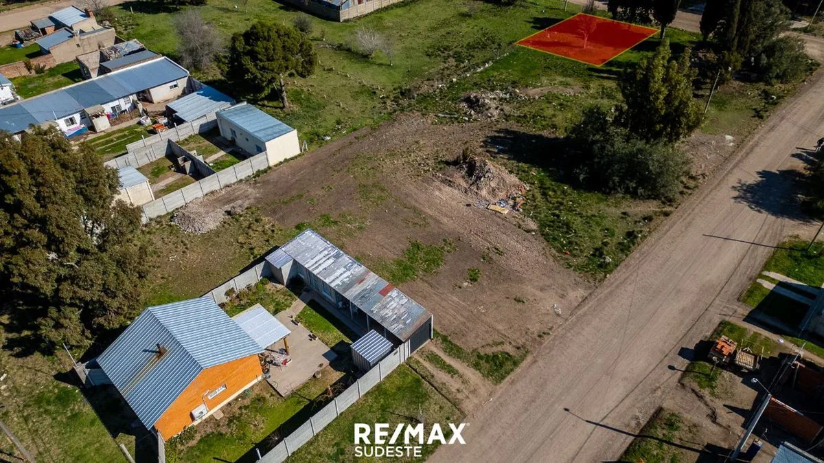 Terreno de 300 m2 ideal Galpon o casa foto 5