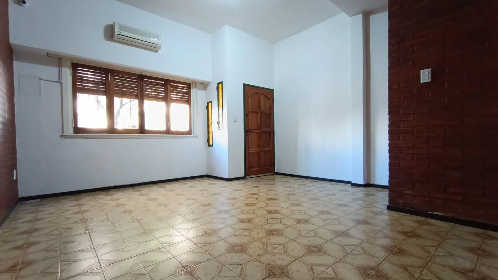 Ph 4 amb al frente con patio. foto 4