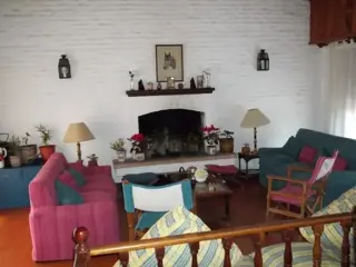 Chalet Zona Golf muy amplia 5 habitaciones a 4 cuadras de la playa en Alquiler Pinamar, foto 1