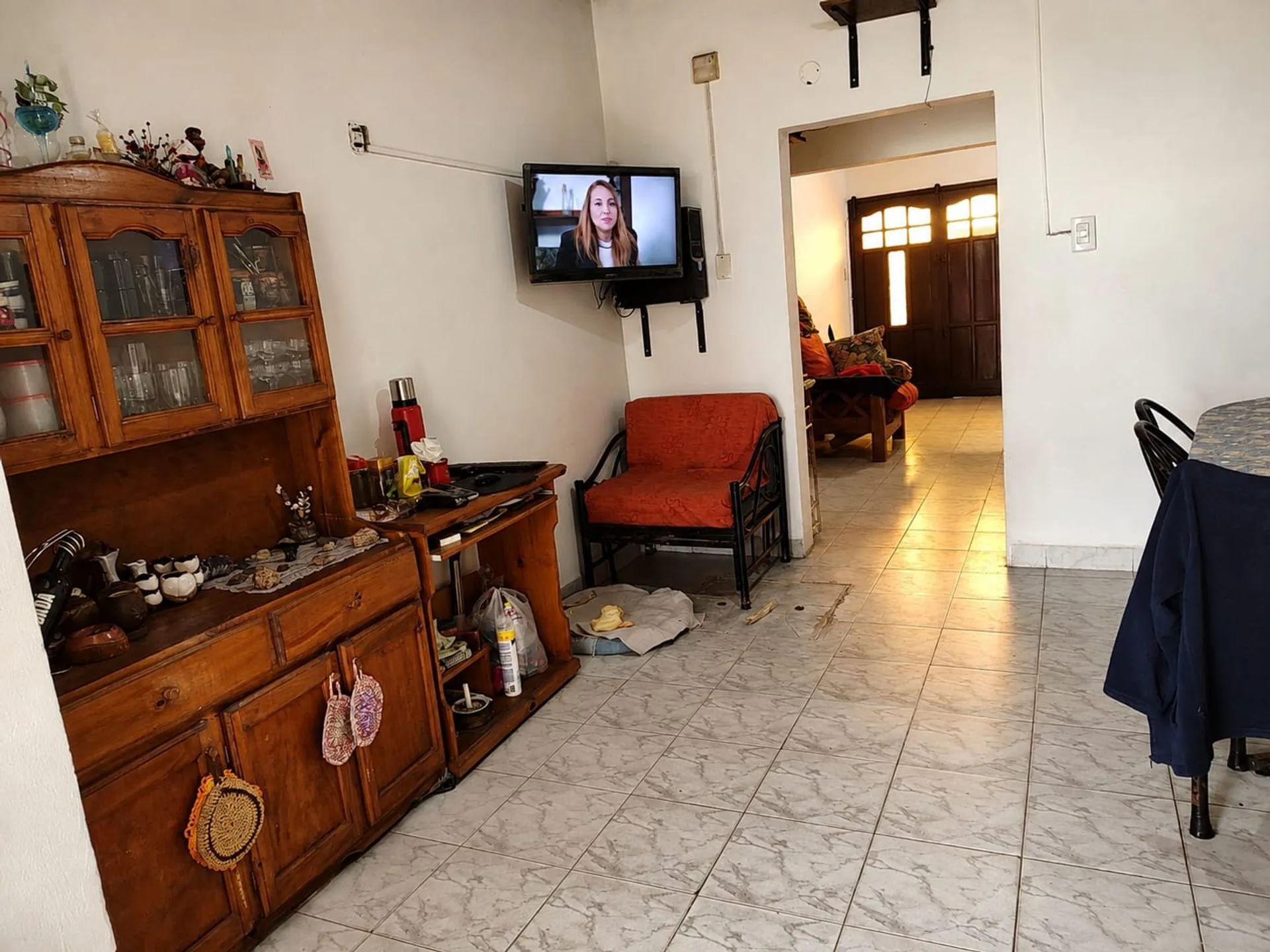 CASA 2 DORMITORIOS EN VENTA PATIO EN LOS HORNOS foto 5
