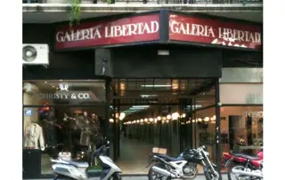 local en galeria "LIBERTAD" foto 1