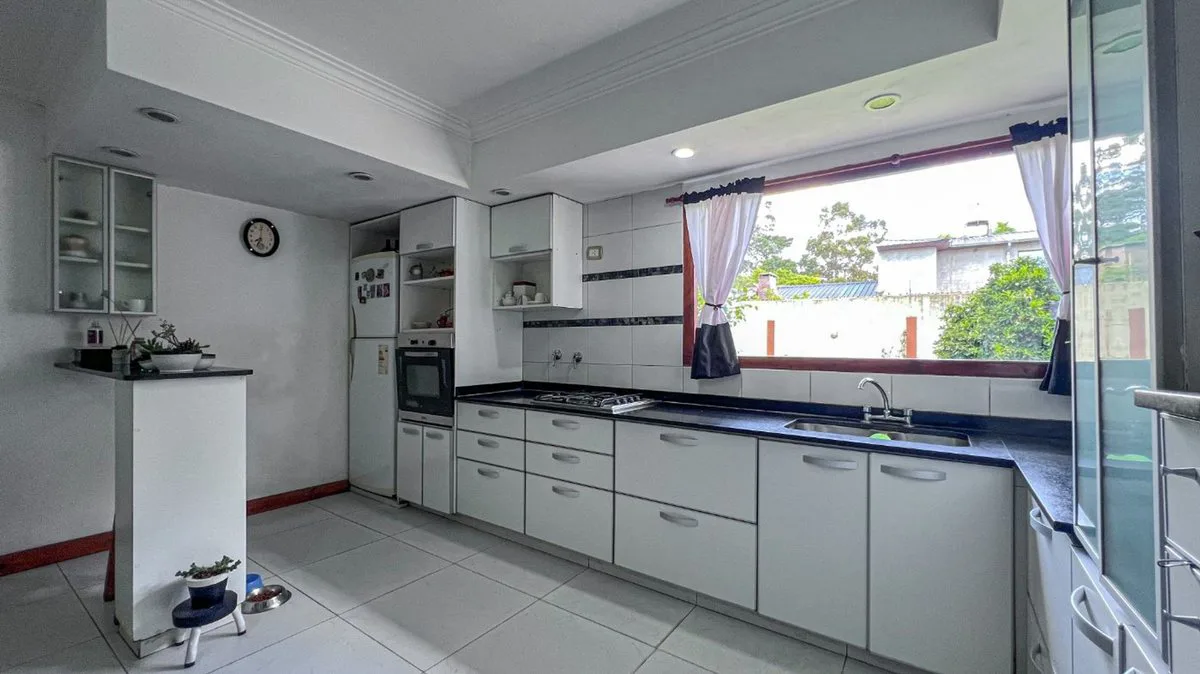 Chalet 4 ambientes venta el jardín apto crédito