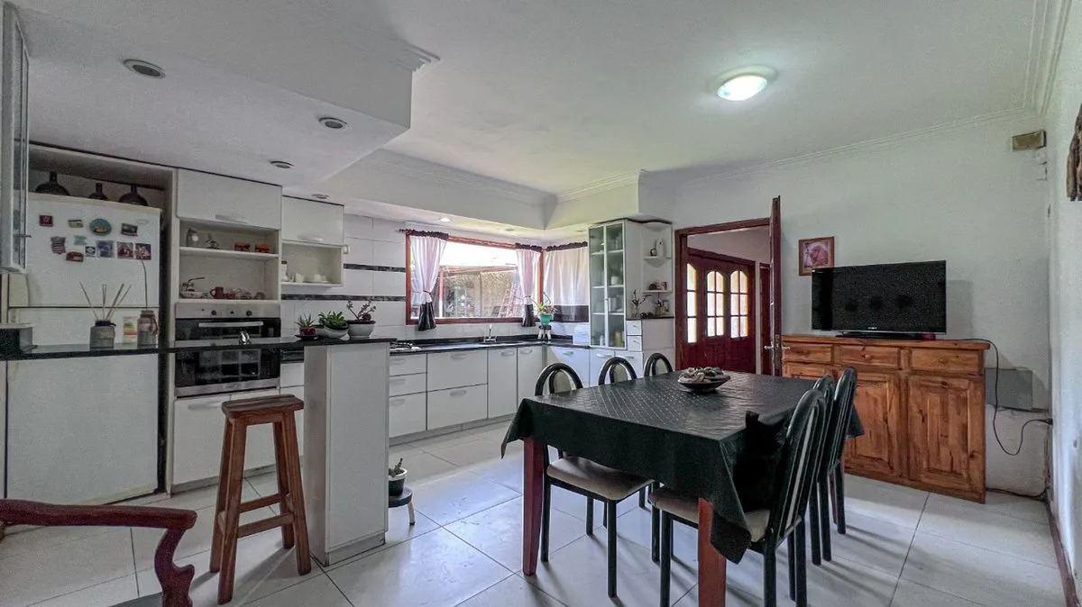 Chalet 4 ambientes venta el jardín apto crédito foto 3