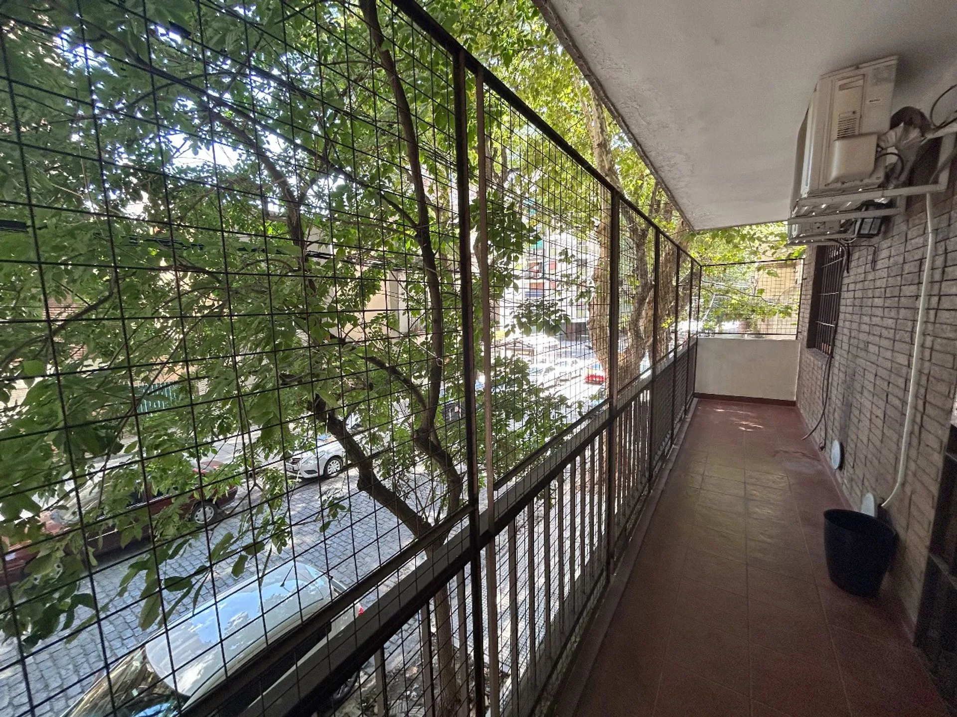 Venta Belgrano 4 amb con cochera y patio foto 3