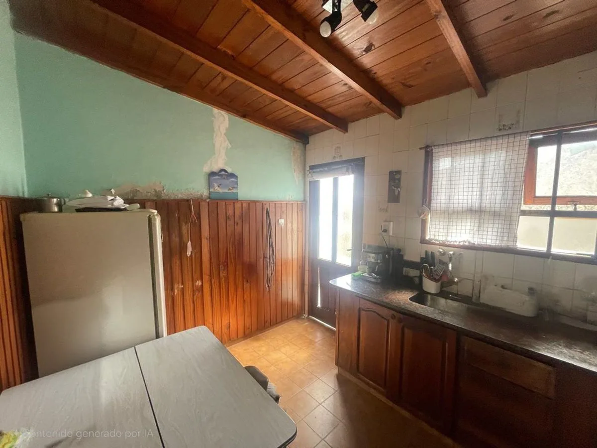 VENTA CASA 3 AMBIENTES A RECICLAR BARRIO F SANCHEZ foto 3