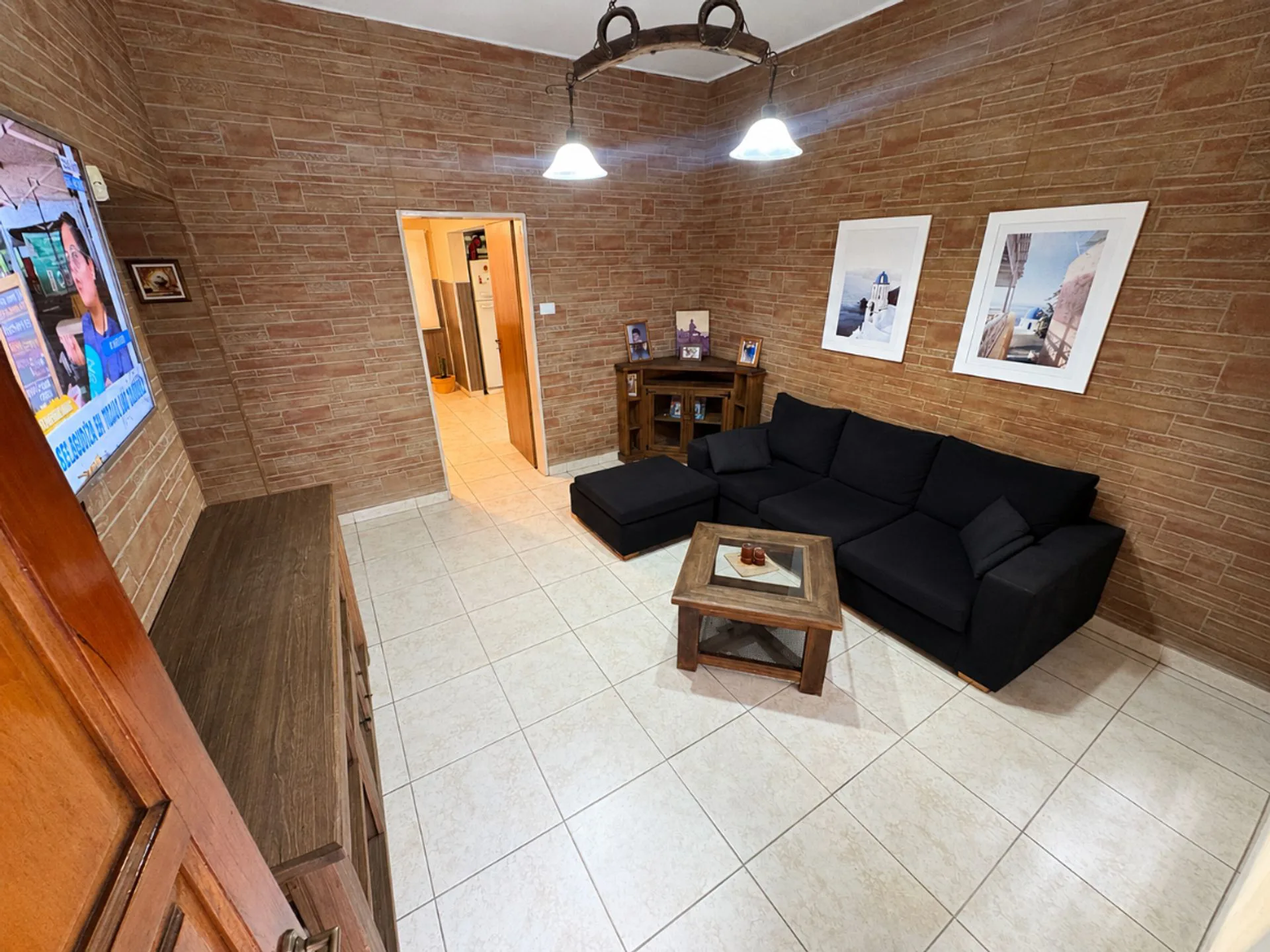 VENTA CASA 3 AMB. c/COCHERAS y PATIO en DON BOSCO. foto 5