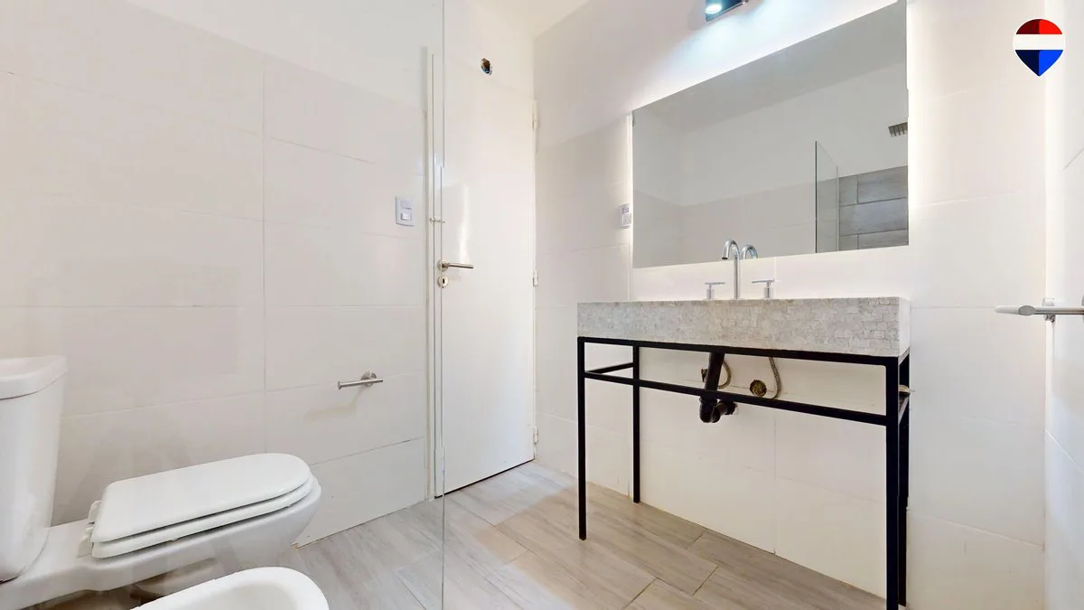 Impecable dos ambientes zona Alto Palermo foto 4