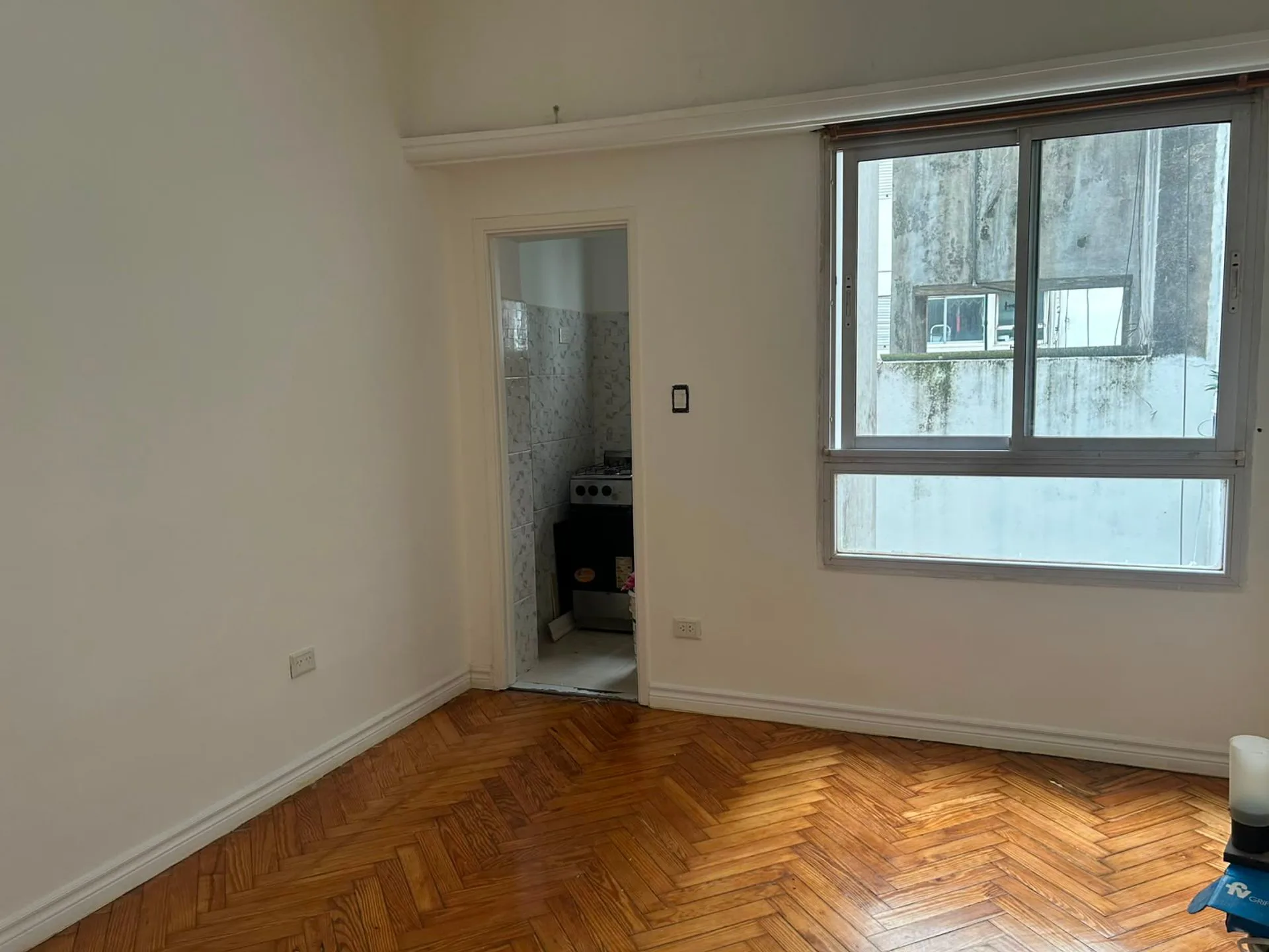 ALQUILER MONOAMBIENTE B.NORTE C/BAÑO-COC. A NUEVO foto 4