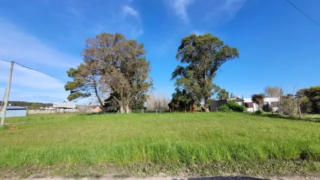 Venta terreno esquina - Camet norte