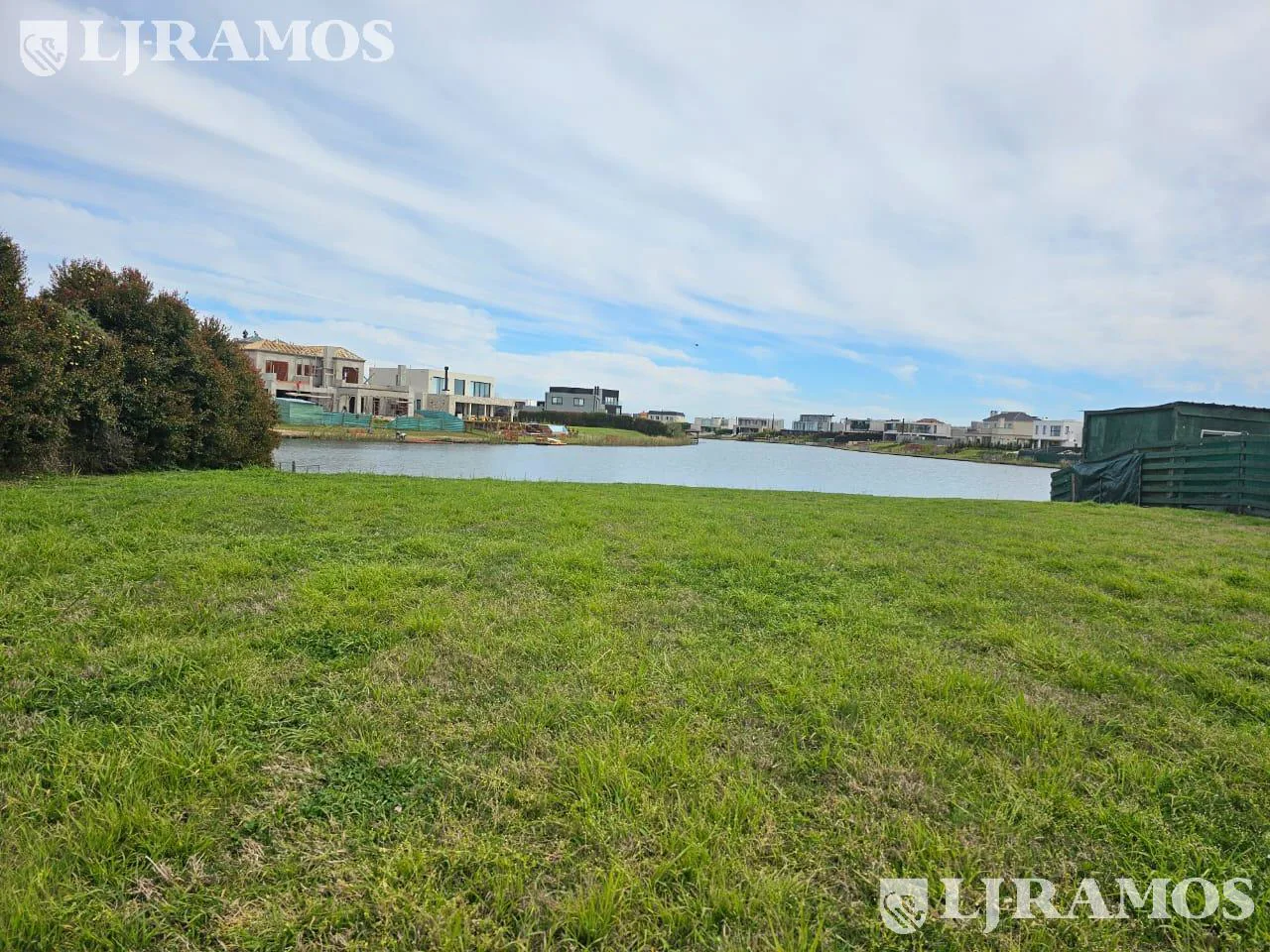 Terreno al lago en venta en el Barrio Muelles, Puertos / Escobar foto 3