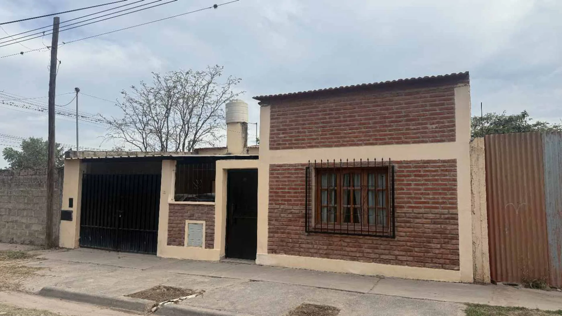 VENTA DE CASA 3 DORMITORIOS, 200 m2 SAN PEDRITO foto 2