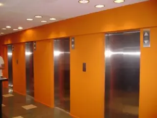 OFICINA DE 720 MTS EN ALQUILER foto 2