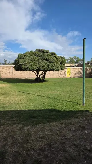 EXCELENTE CASA EN VENTA CARRIL GODOY CRUZ foto 4