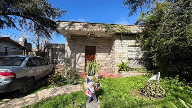 CASA 3 AMB Multifamiliar 2 COCHERAS JARDIN PARRI