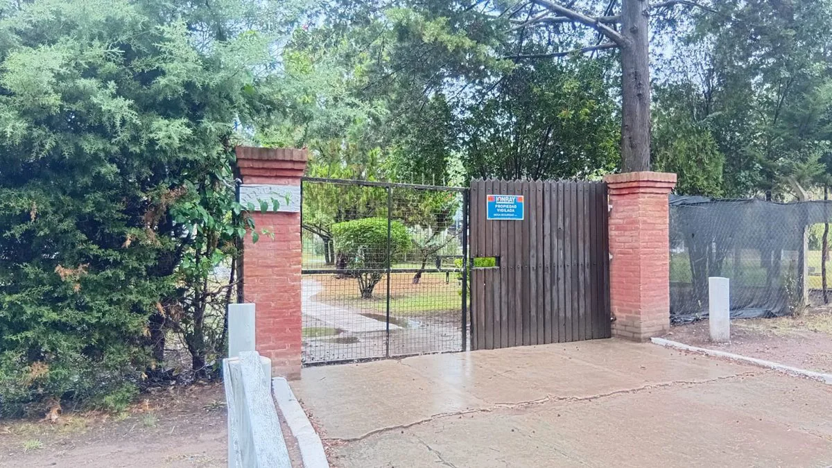 CASA QUINTA EN VENTA EN ALVAREZ foto 4
