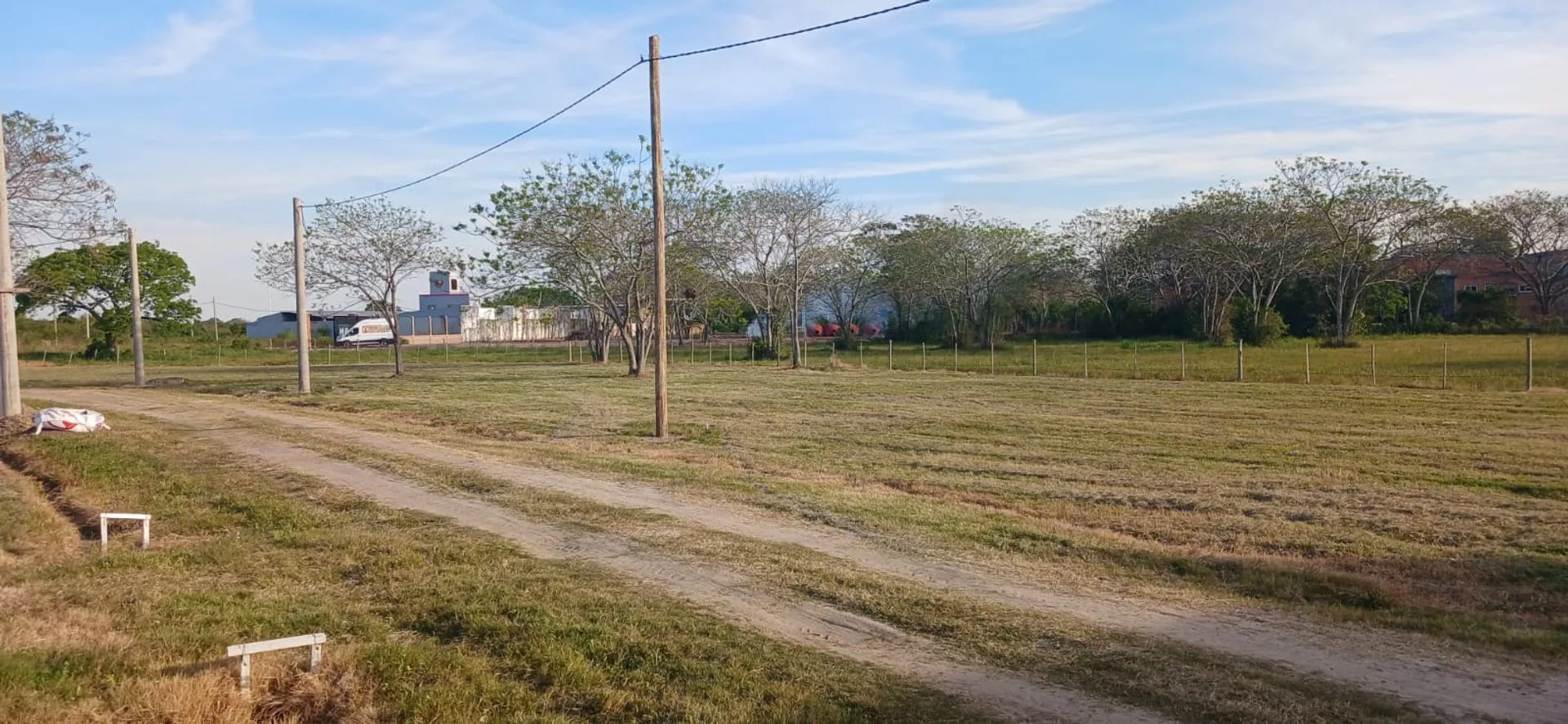 TERRENO EN VENTA SOBRE AVENIDA ALEM – GOYA