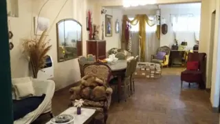 CASA CON 3 DORMITORIOS A UNA CUADRA DE PTE PERON foto 2