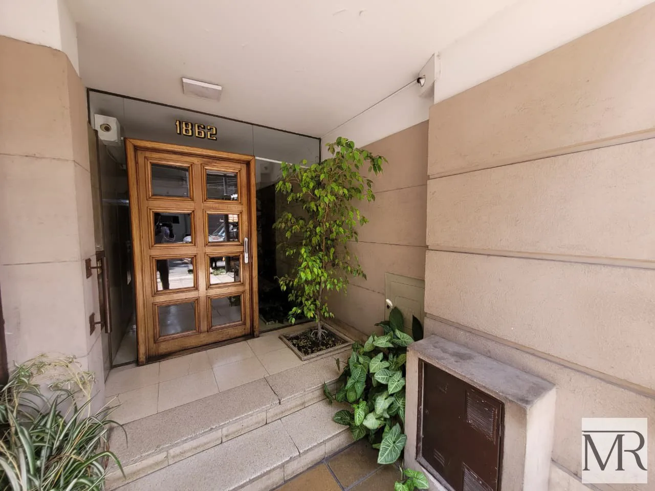 Oportunidad Única: Semipiso 6 Amb, con Palier Privado, Balcon, Losa Radiante, Cochera, Baulera, + Amenities. foto 2