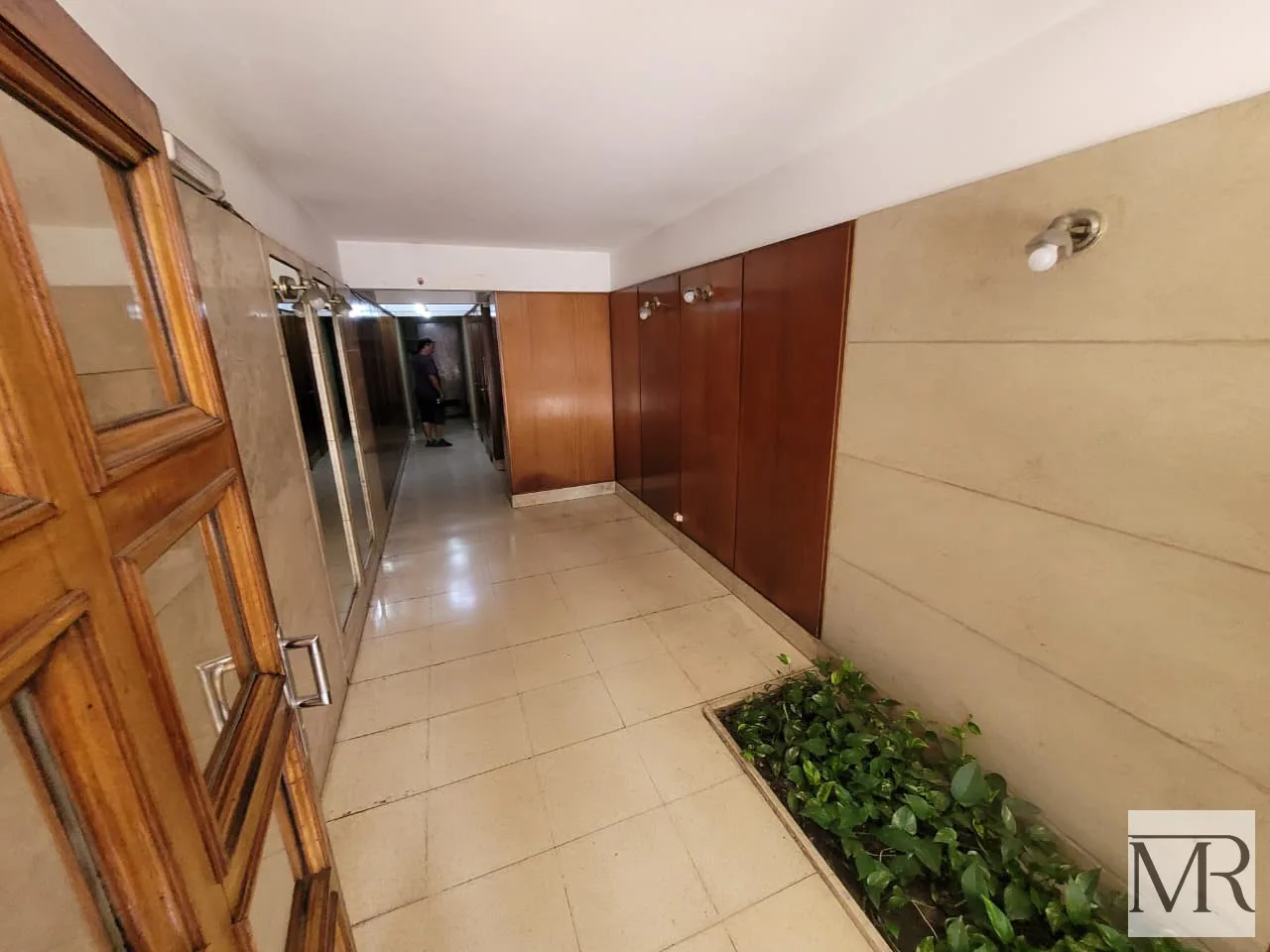 Oportunidad Única: Semipiso 6 Amb, con Palier Privado, Balcon, Losa Radiante, Cochera, Baulera, + Amenities. foto 3