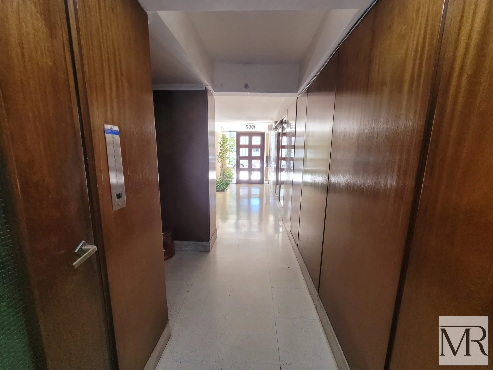 Oportunidad Única: Semipiso 6 Amb, con Palier Privado, Balcon, Losa Radiante, Cochera, Baulera, + Amenities. foto 4