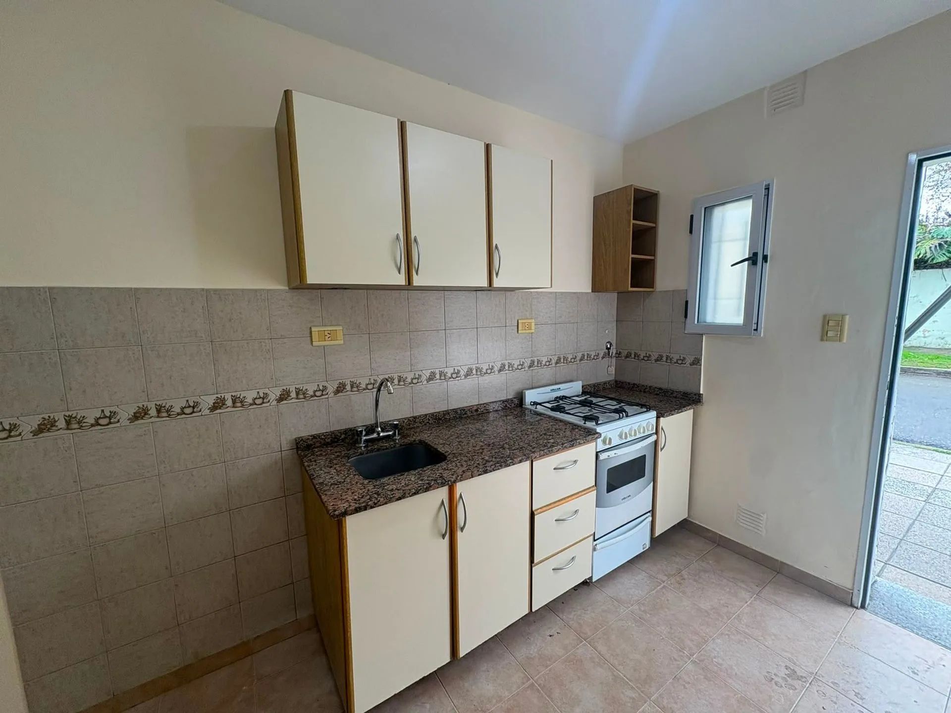 ALQUILER-CASA-2 AMB- VILLA MADERO foto 4