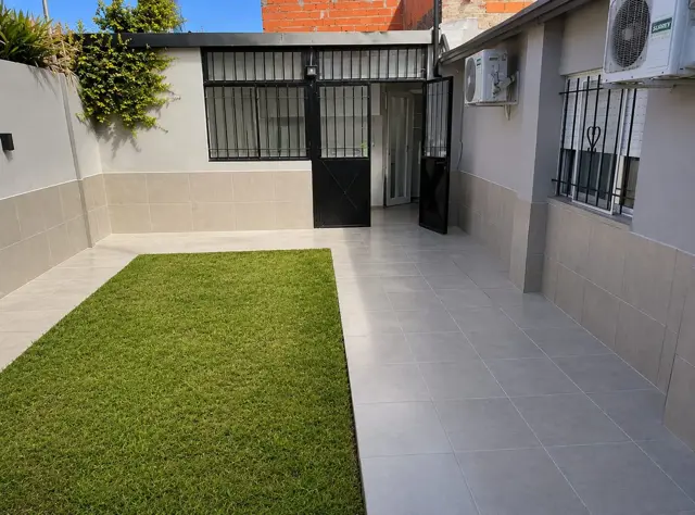 VENTA CASA 2 DORMI Y COCHERA PRADO ESPAÑOL SN